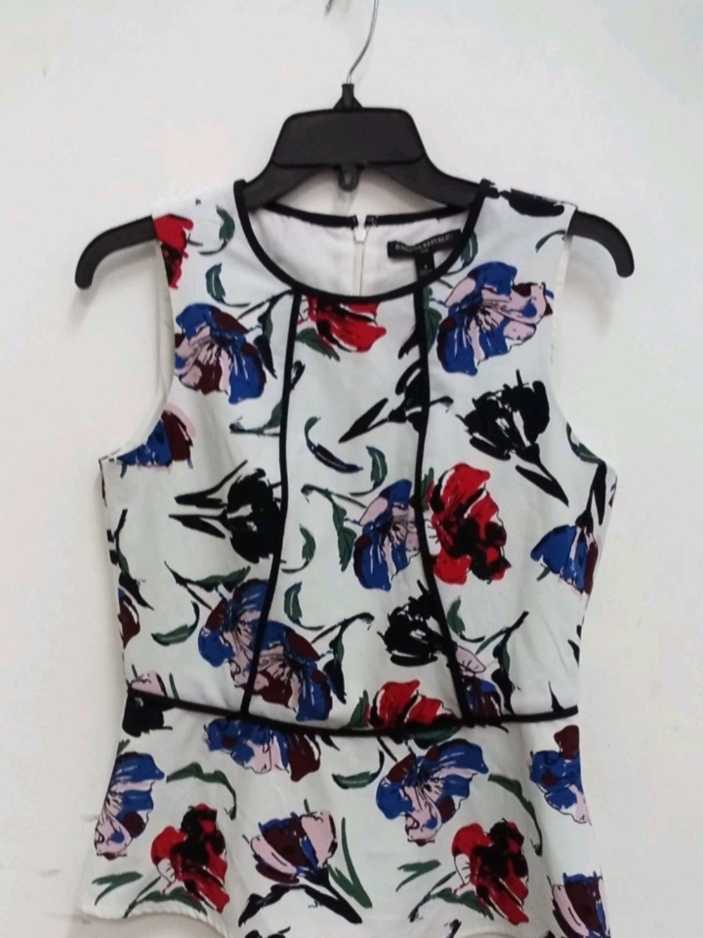 Banana Republic White Sleeveless Floral Peplum Top with Red & Blue Flowers